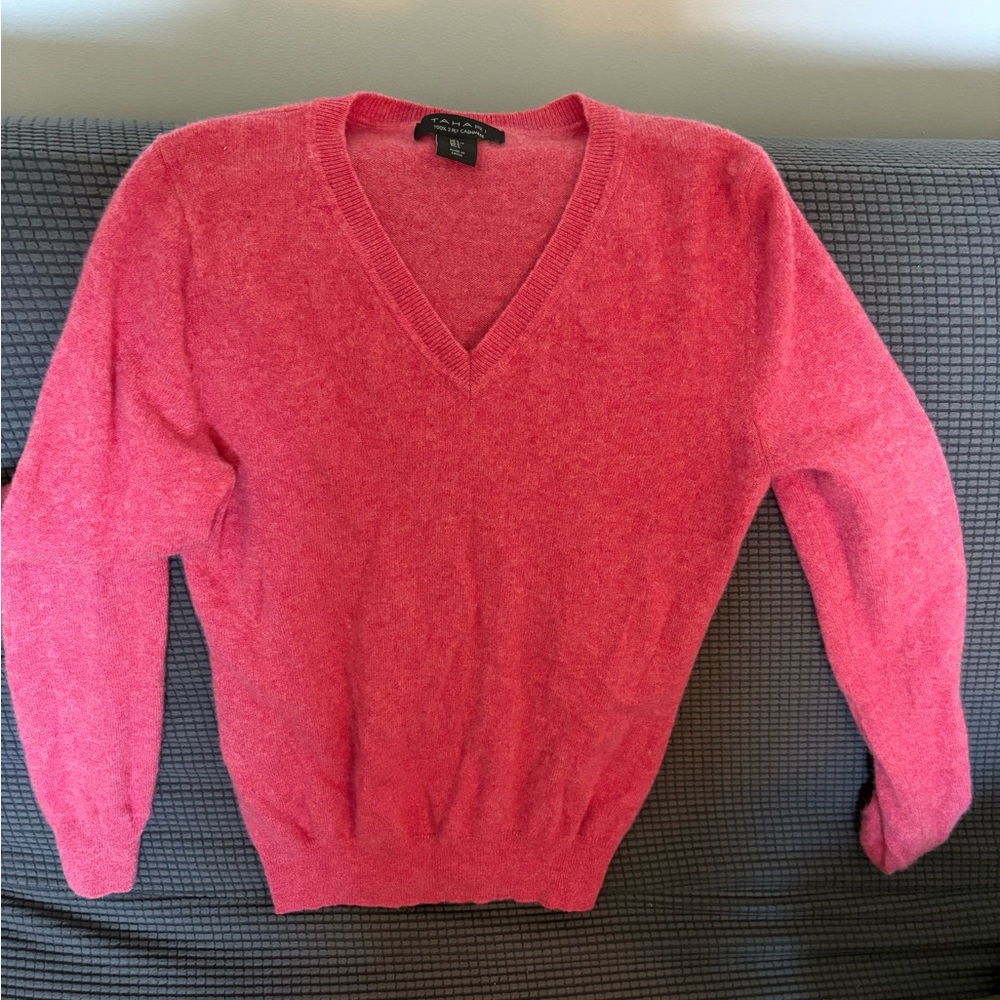 Cashmere Women's Pink V-Neck Sweater